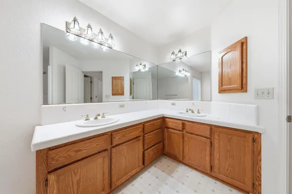 $448,000 | 3764 Eagle Parkway, Redding, CA 96001