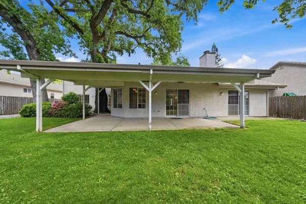 $448,000 | 3764 Eagle Parkway, Redding, CA 96001