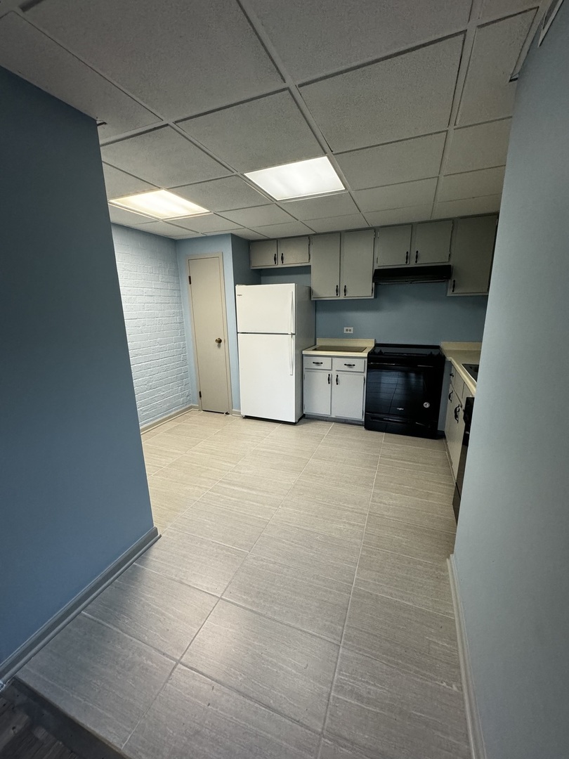 3220 Sanders Road, Unit 1A Northbrook, IL 60062 - Photo 8 of 8 a view of a storage & utility room