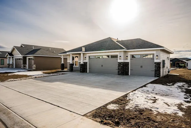 $534,624 | 1426 Silverton Drive, Ranchester, WY 82839