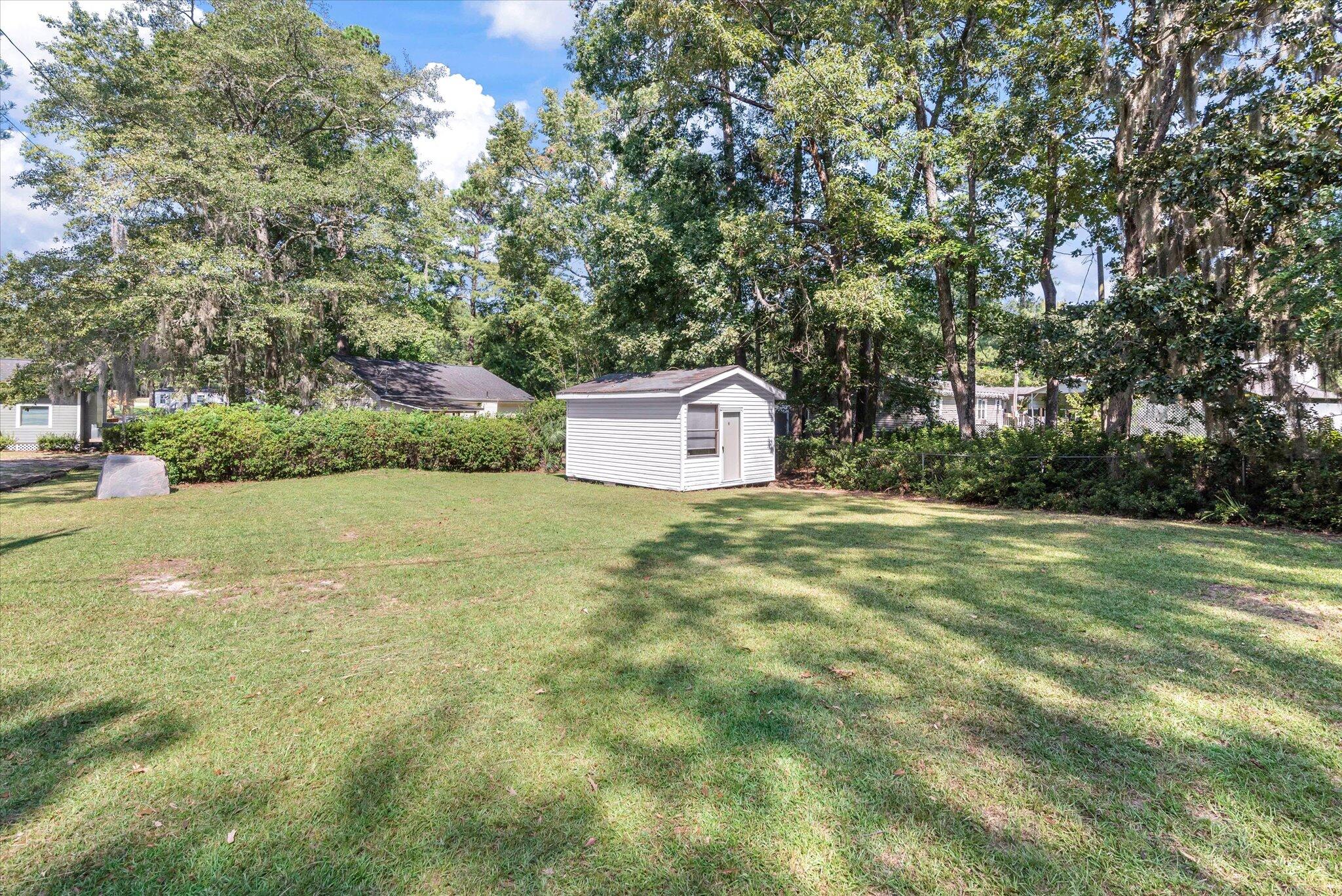 1585 Kenwood Road Manning, SC 29102 - Photo 32 of 33 32-1585 Kenwood-22