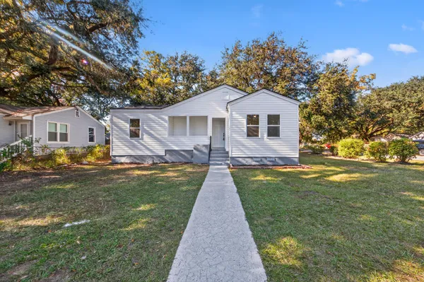 $367,000 | 2682 Ranger Drive, North Charleston, SC 29405