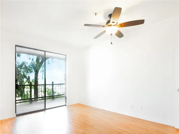 $789,000 | 2559 Plaza Del Amo, Unit 205, Torrance, CA 90503