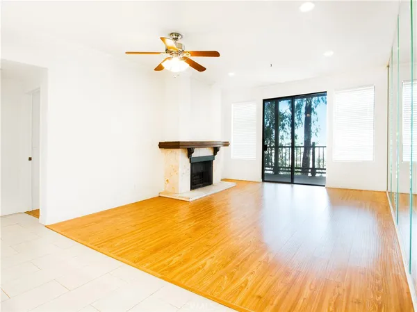 $789,000 | 2559 Plaza Del Amo, Unit 205, Torrance, CA 90503