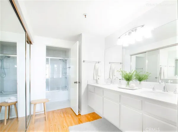 $789,000 | 2559 Plaza Del Amo, Unit 205, Torrance, CA 90503
