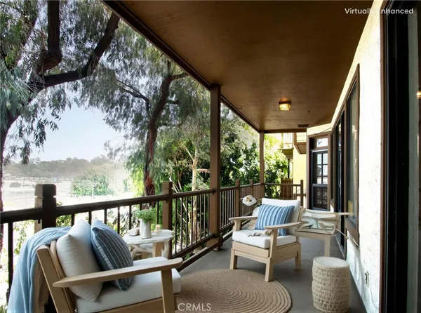 $789,000 | 2559 Plaza Del Amo, Unit 205, Torrance, CA 90503