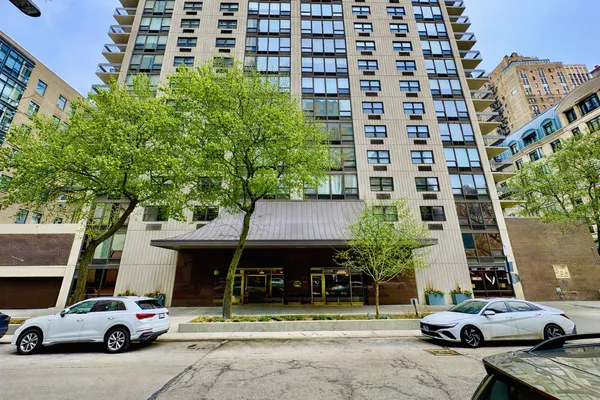 $625,000 | 1313 North Ritchie Court, Unit 2307, Chicago, IL 60610