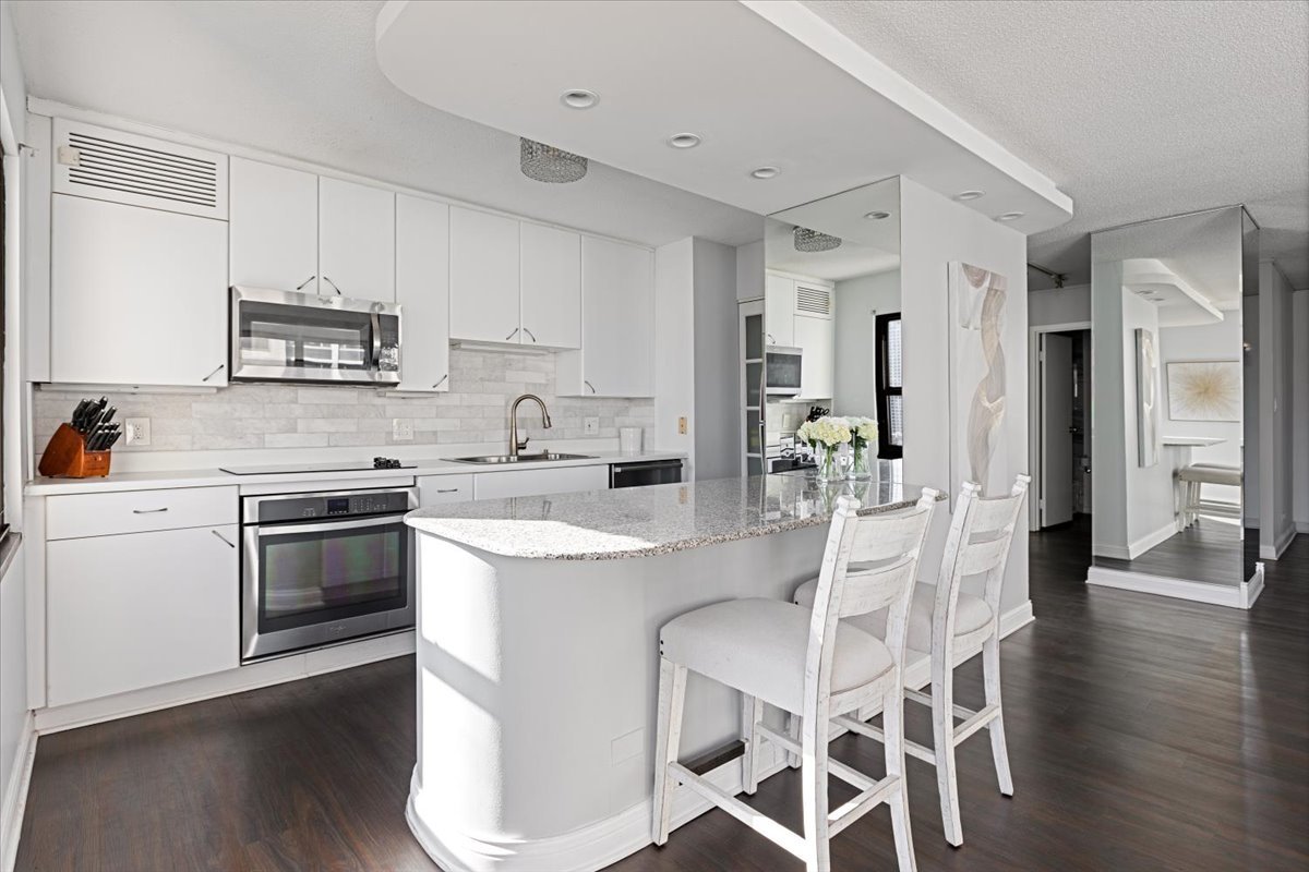 1313 North Ritchie Court, Unit 2307 Chicago, IL 60610 - Photo 15 of 36