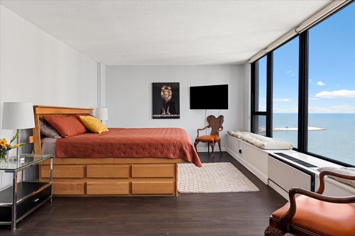 1313 North Ritchie Court, Unit 2307 Chicago, IL 60610 - Photo 21 of 36