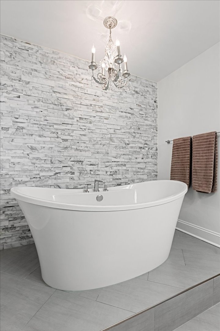 1313 North Ritchie Court, Unit 2307 Chicago, IL 60610 - Photo 25 of 36