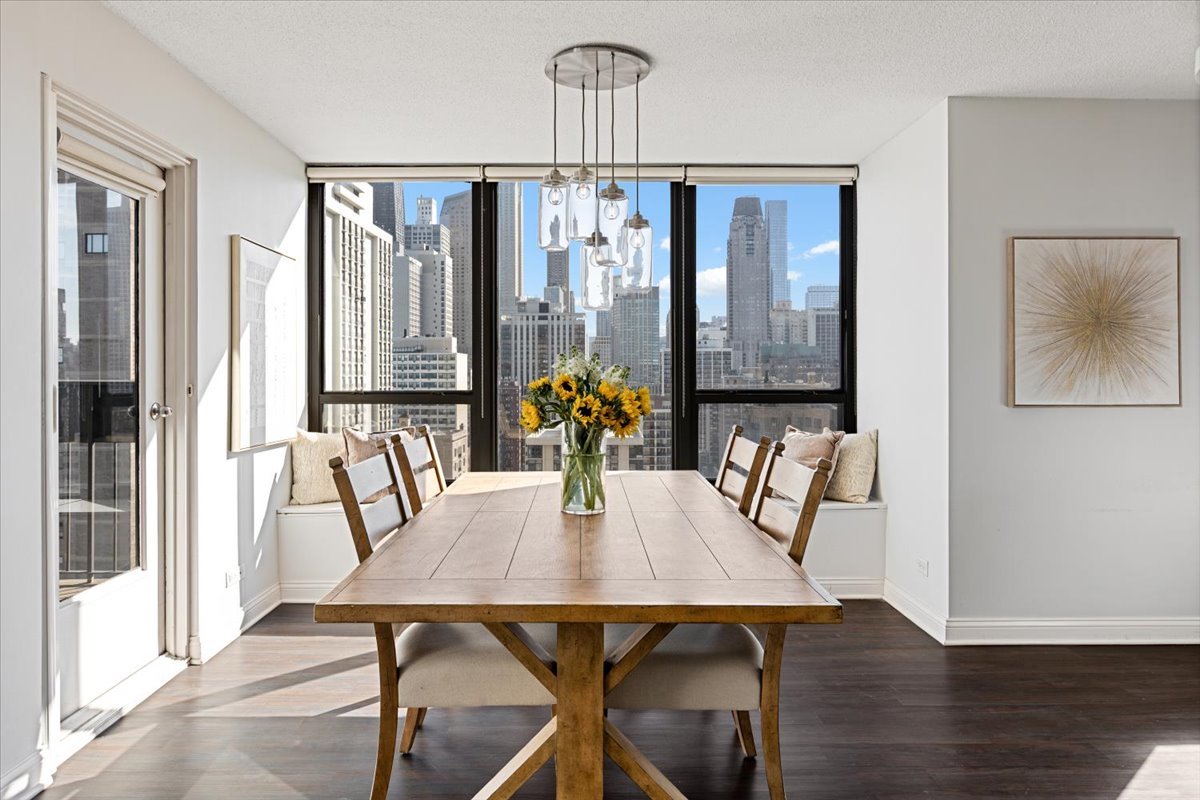 1313 North Ritchie Court, Unit 2307 Chicago, IL 60610 - Photo 8 of 36