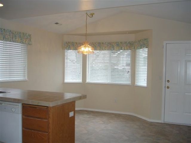 609 North Vercler Road Spokane Valley, WA 99216 - Photo 3 of 8 Gallery Image 3