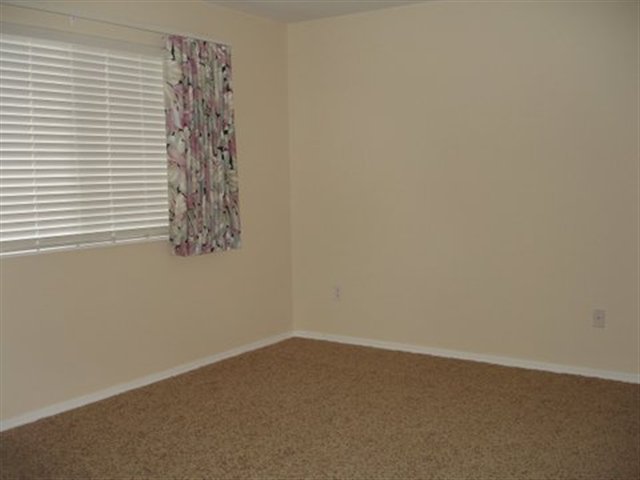 609 North Vercler Road Spokane Valley, WA 99216 - Photo 6 of 8 Gallery Image 6