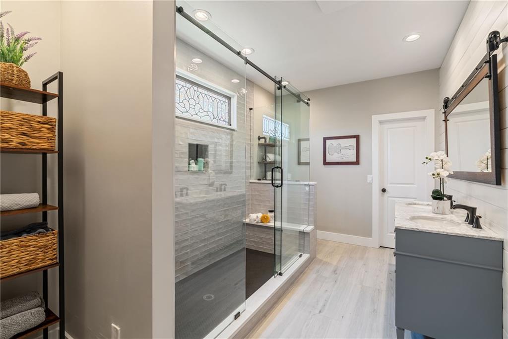 7933 Midway Road Alpharetta, GA 30004 - Photo 47 of 101