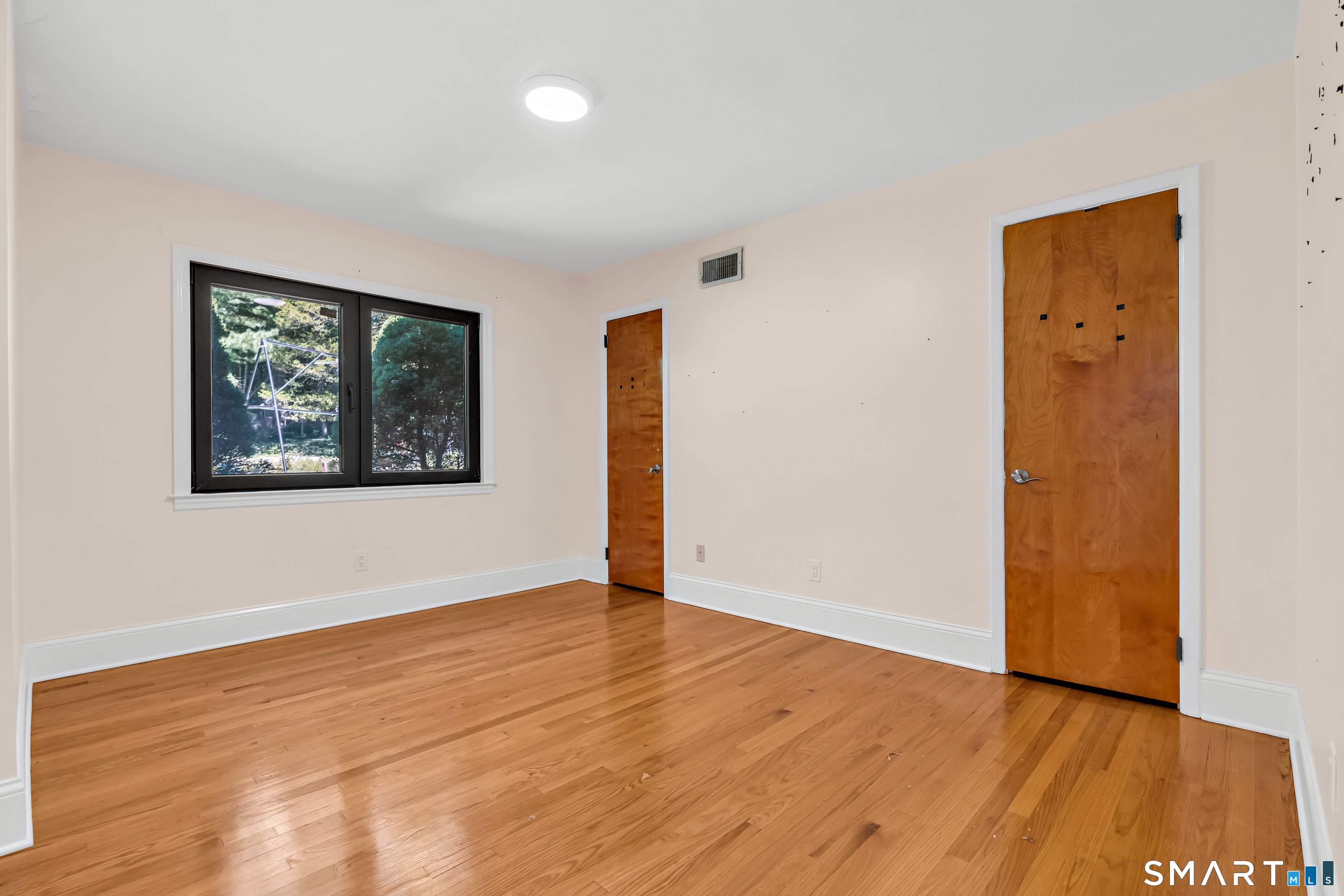 68 Parry Road Stamford, CT 06907 - Photo 26 of 39 Gallery Image 26