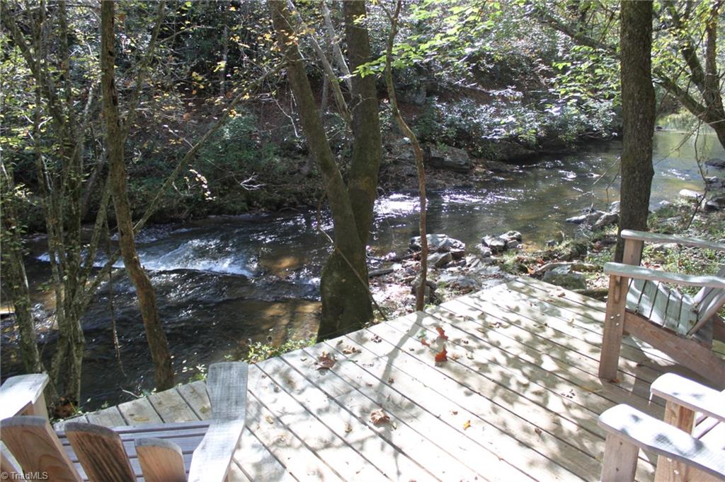 278 Blue Ridge Ave Extension Elkin, NC 28621 - Photo 17 of 22 Gallery Image 17