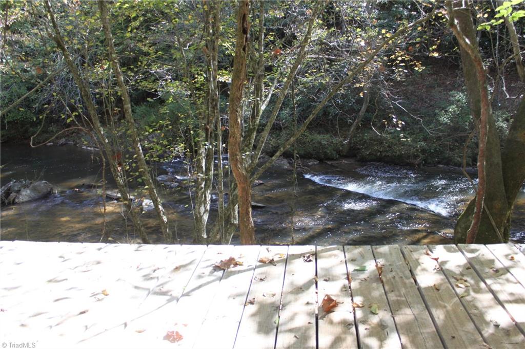 278 Blue Ridge Ave Extension Elkin, NC 28621 - Photo 20 of 22 Gallery Image 20