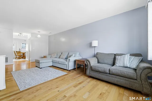 $330,000 | 310 Boston Post Road, Unit 152, Waterford, CT 06385