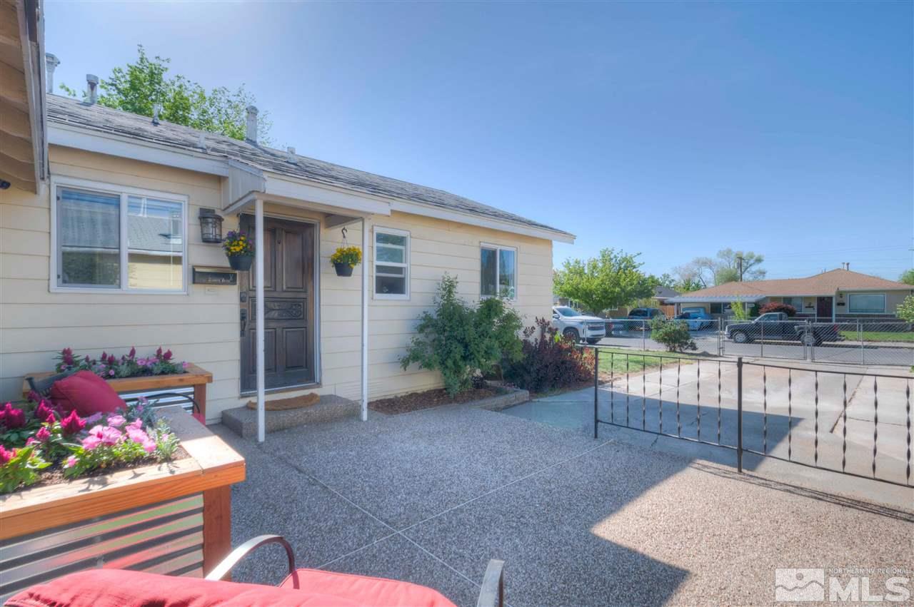 1285 Haddock Drive Reno, NV 89512 - Photo 5 of 29 Photo 5