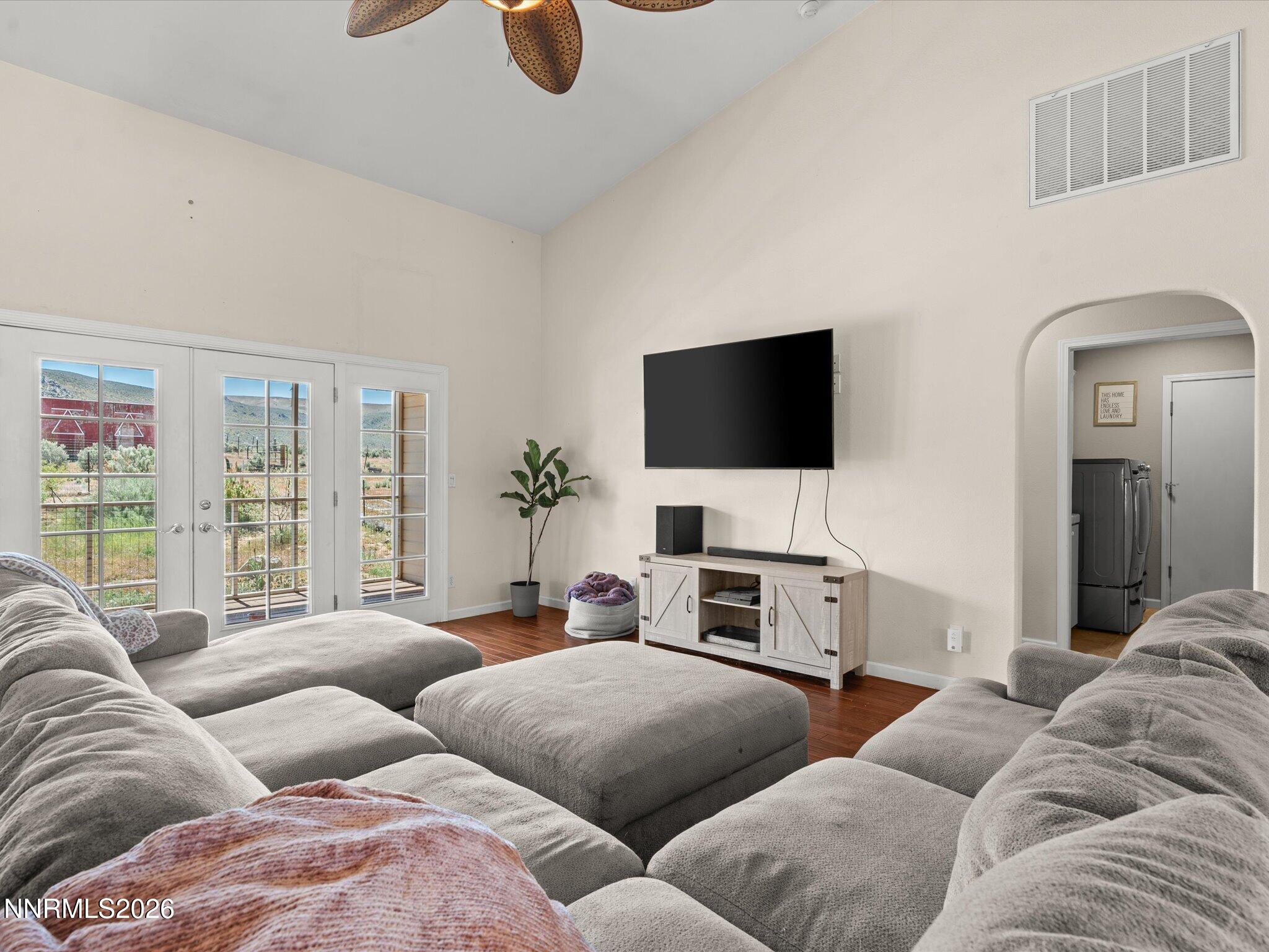 60 Horseshoe Circle Reno, NV 89508 - Photo 12 of 77 08-60 Horseshoe Cir-375-75-204