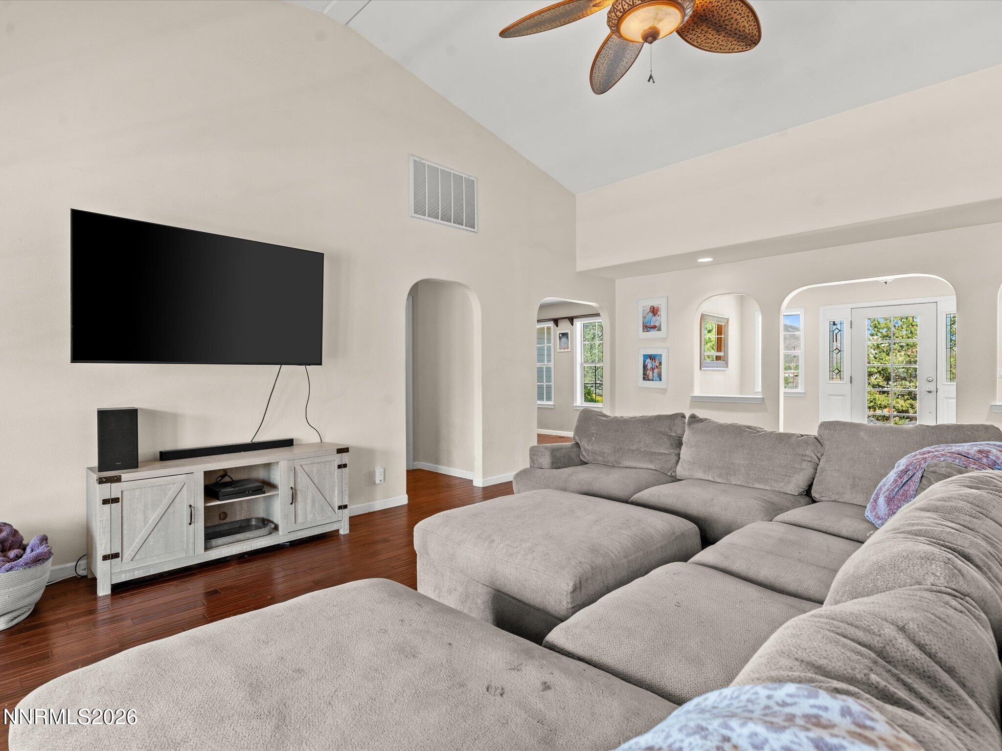 60 Horseshoe Circle Reno, NV 89508 - Photo 13 of 77 09-60 Horseshoe Cir-375-75-209