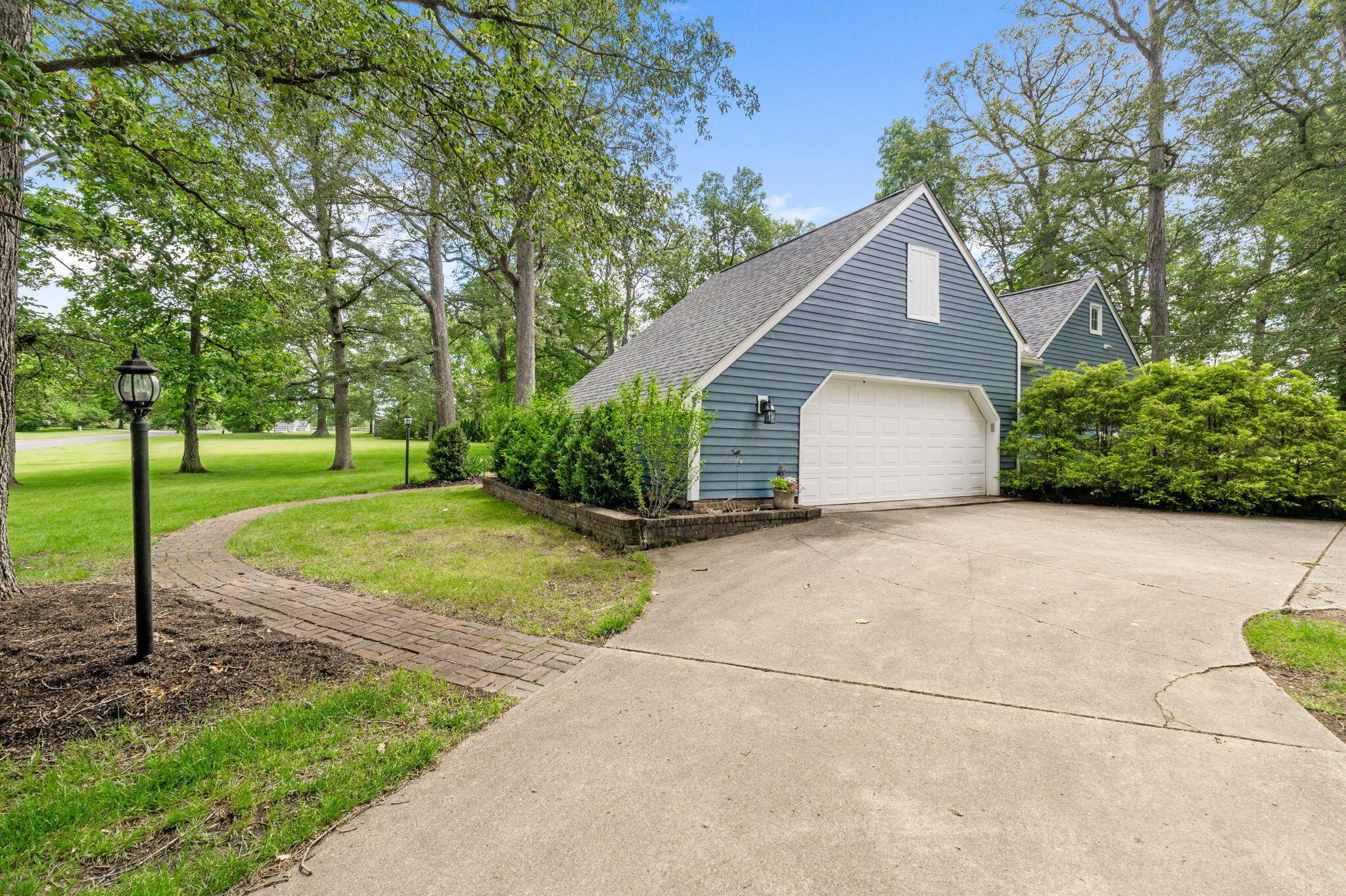 18169 Timber Trails Road Marysville, OH 43040 - Photo 26 of 43 18169 Timber Trails (Exterior)-13