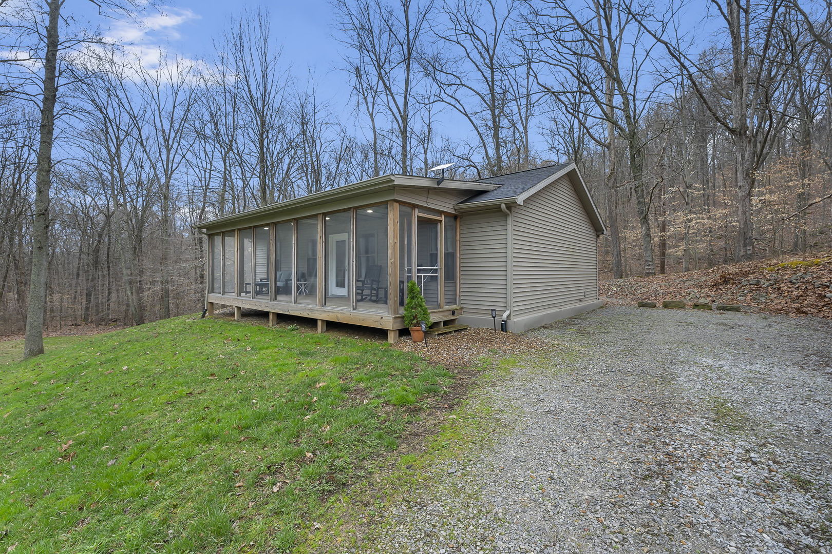 1825 Bald Knob Road Alto Pass, IL 62905 - Photo 2 of 44