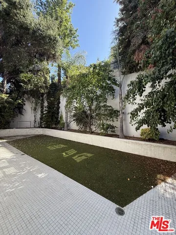 $12,000 | 15020 Encanto Drive, Sherman Oaks, CA 91403