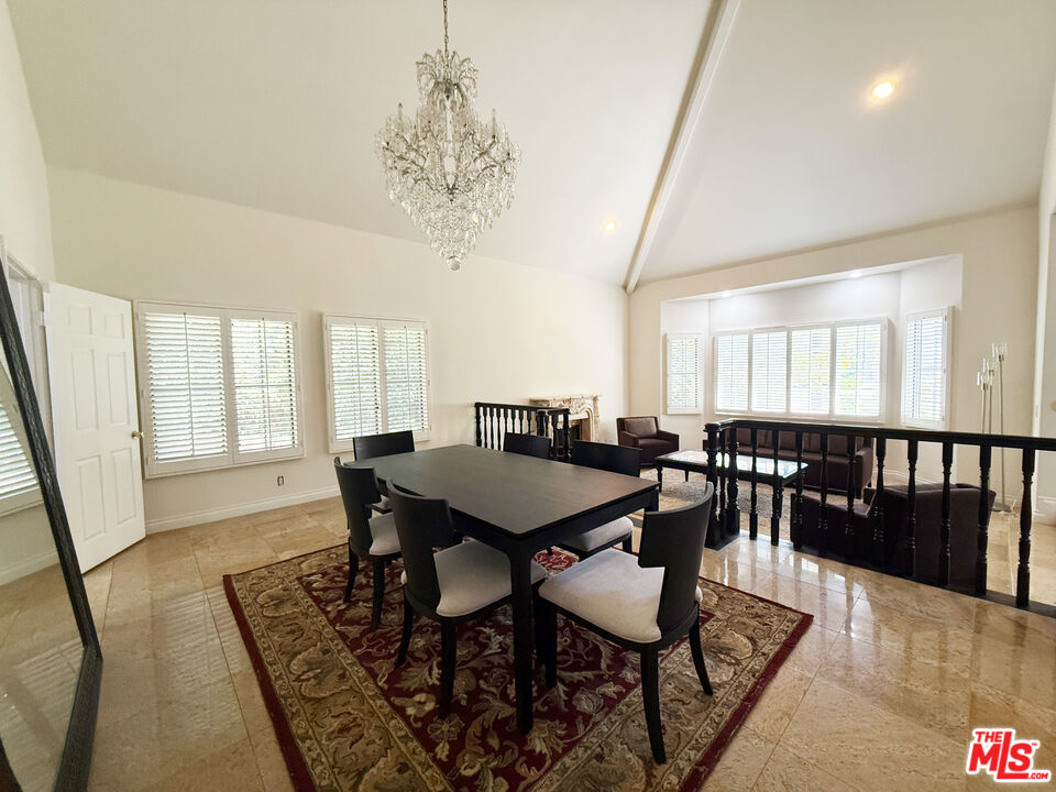 15020 Encanto Drive Sherman Oaks, CA 91403 - Photo 6 of 25