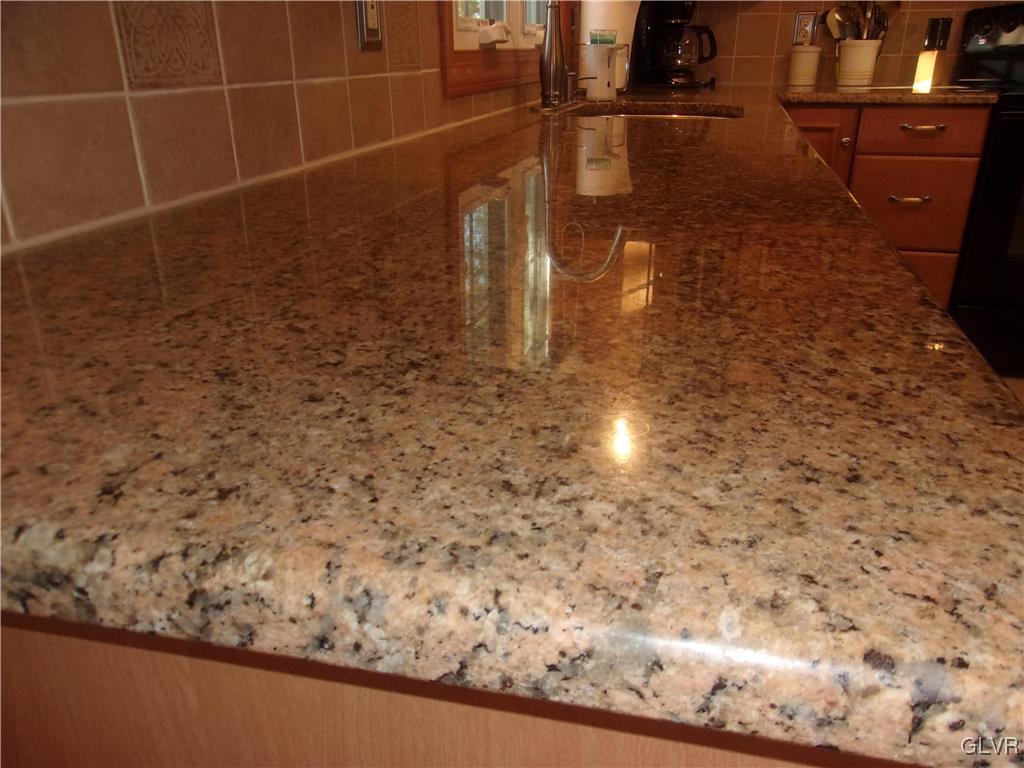 8111 Valley View Road Northampton, PA 18067 - Photo 19 of 47 Gallery Image 19