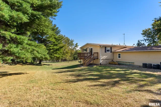 $399,000 | 1487 McCloud Road, Aledo, IL 61231