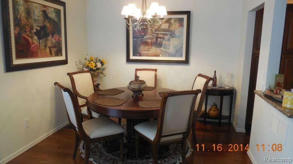 1523 Surrey Lane Rochester, MI 48306 - Photo 8 of 14 Surrey1523_14.jpg