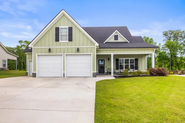 $574,900 | 117 Bridlewood Drive, Unit 7, Ringgold, GA 30736