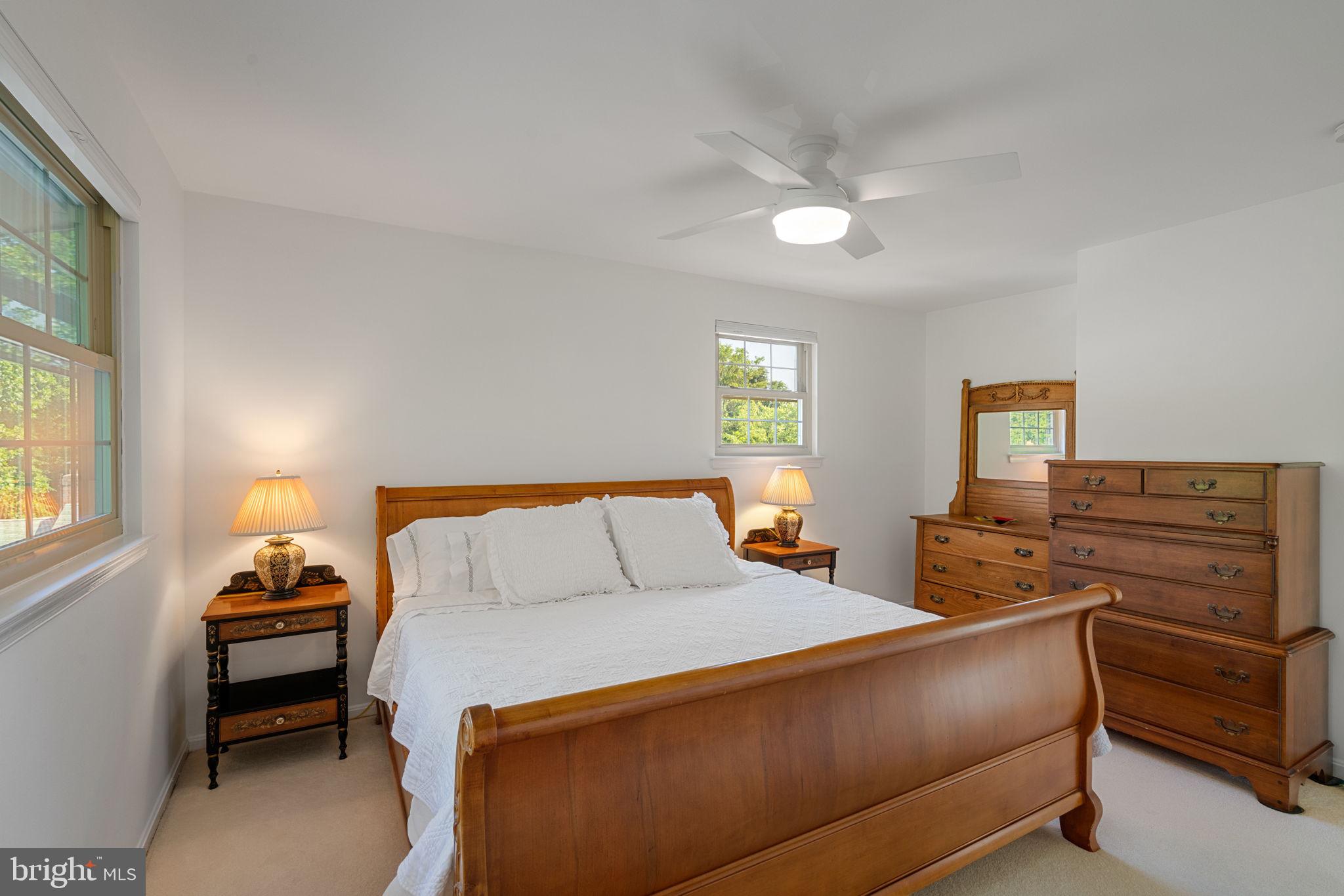 8617 Victoria Road Springfield, VA 22151 - Photo 26 of 42 Primary Bedroom