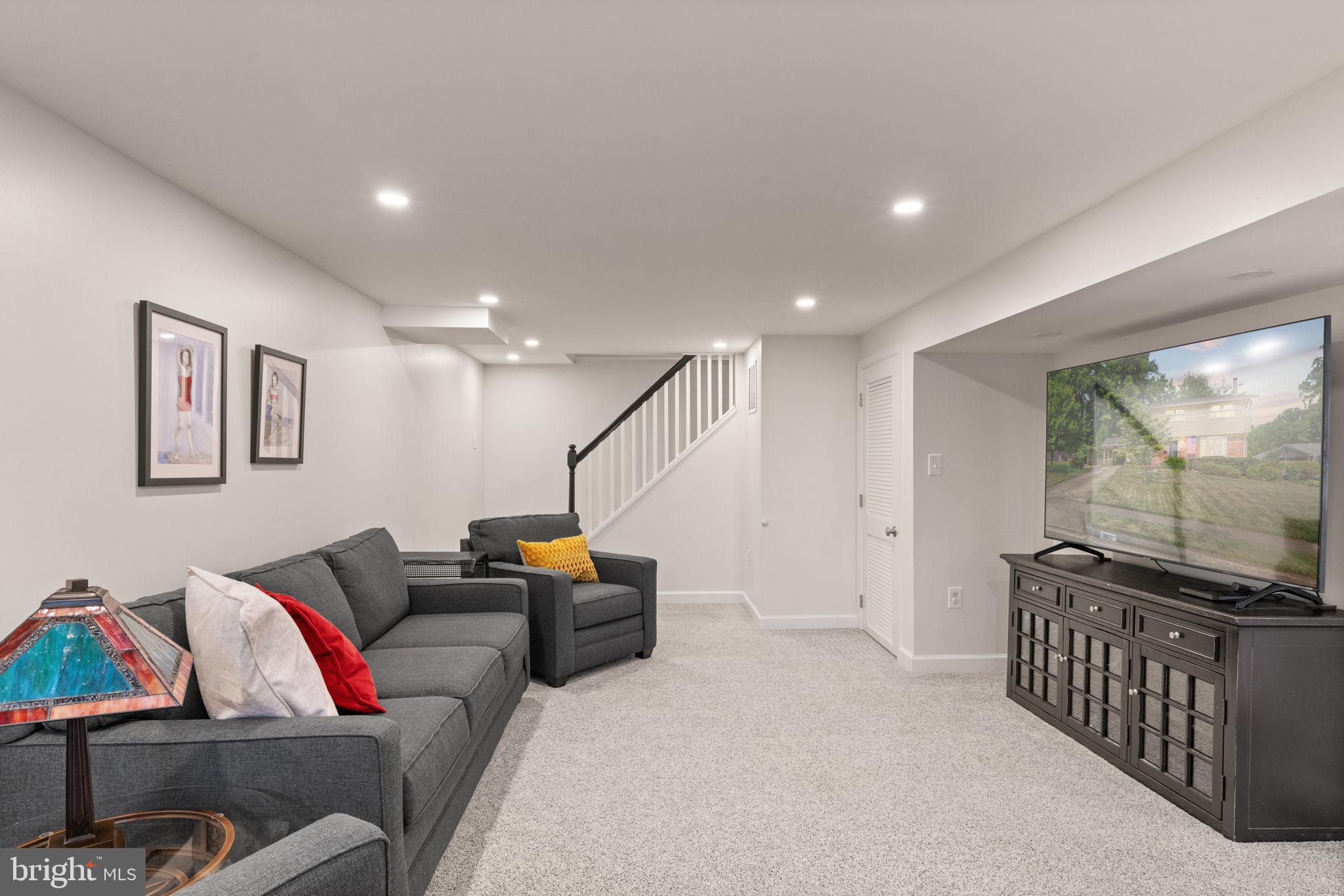 8617 Victoria Road Springfield, VA 22151 - Photo 36 of 42