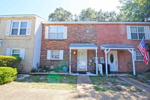 $1,300 | 1930 Bay Point Boulevard, Milton, FL 32583