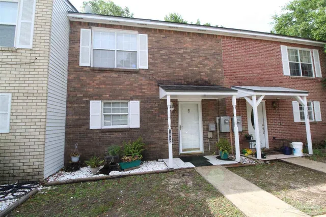 $1,300 | 1930 Bay Point Boulevard, Milton, FL 32583