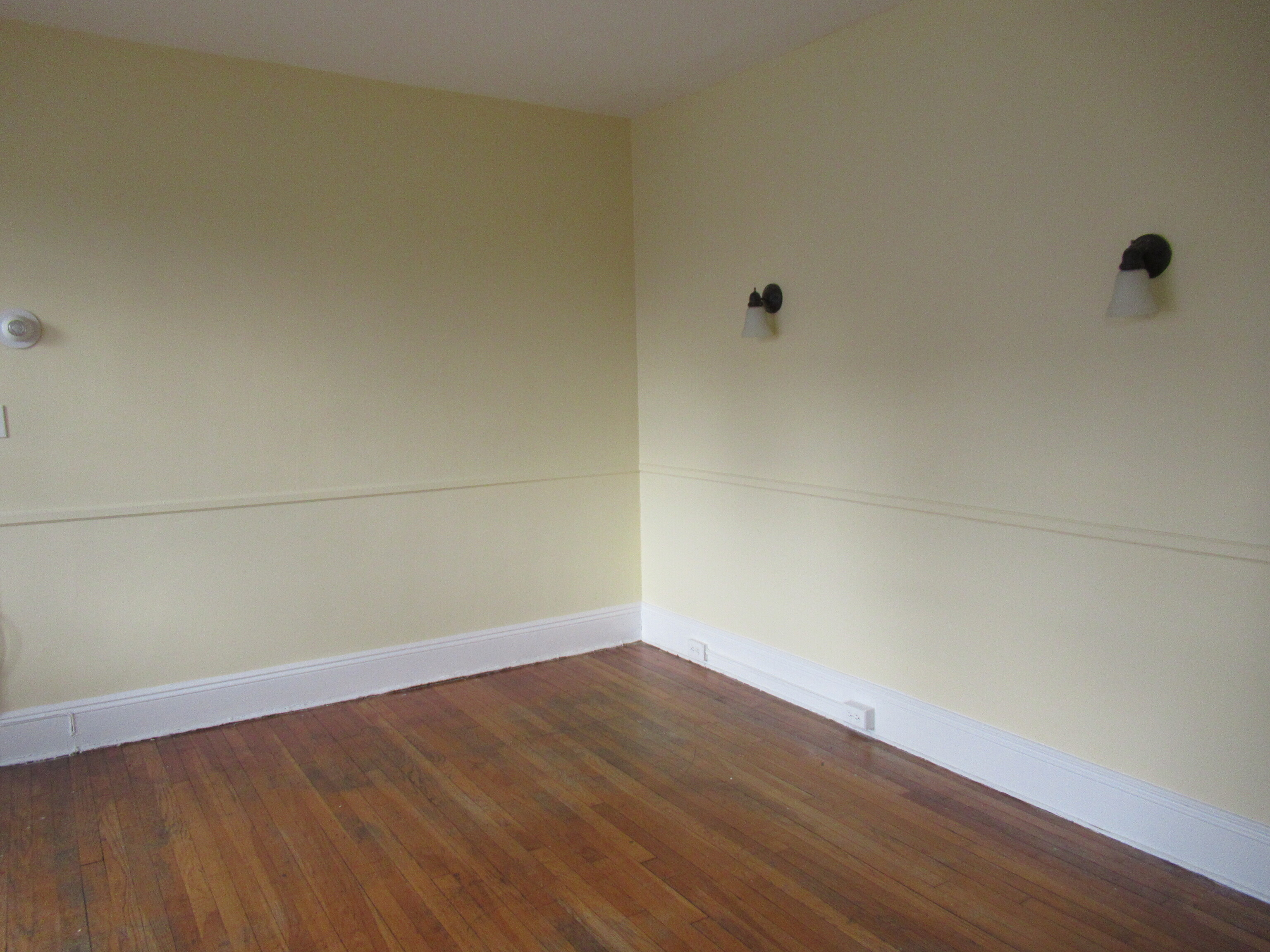 203 Wayne Street Bridgeport, CT 06606 - Photo 26 of 31