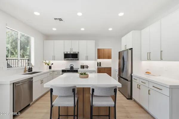 $899,900 | 2645 East Elmwood Place, Chandler, AZ 85249