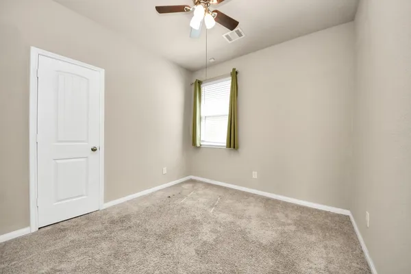 $2,100 | 17630 Holroyd Road, Humble, TX 77346