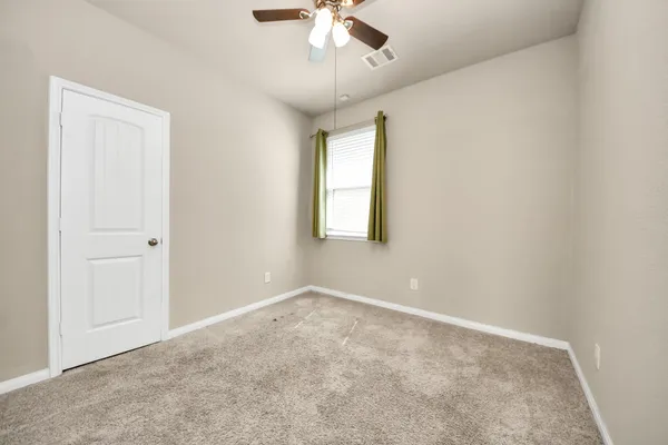 $2,400 | 17630 Holroyd Road, Humble, TX 77346