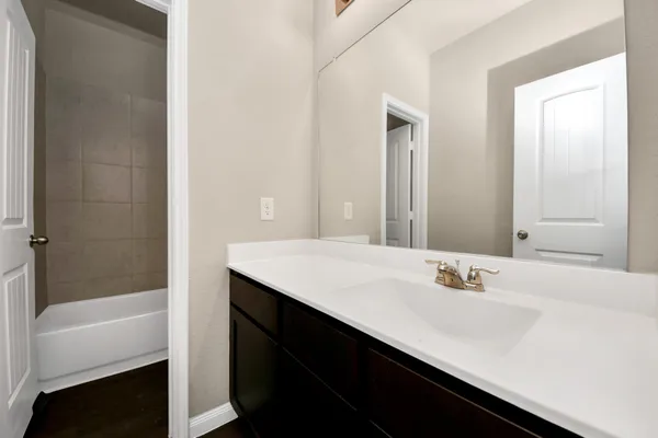 $2,400 | 17630 Holroyd Road, Humble, TX 77346