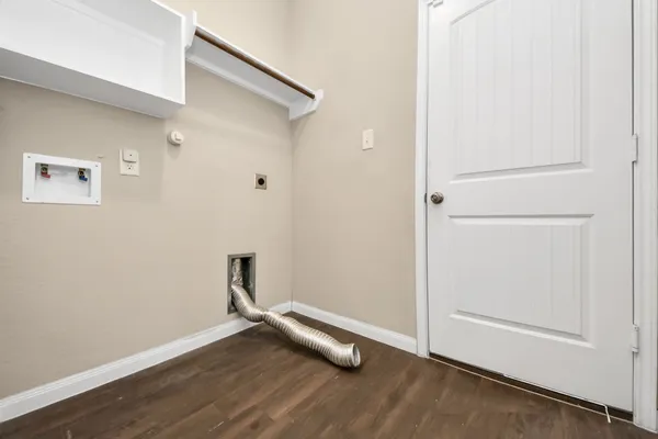 $2,400 | 17630 Holroyd Road, Humble, TX 77346