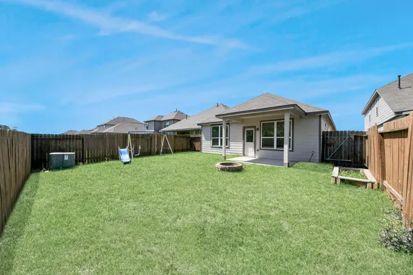 $2,400 | 17630 Holroyd Road, Humble, TX 77346