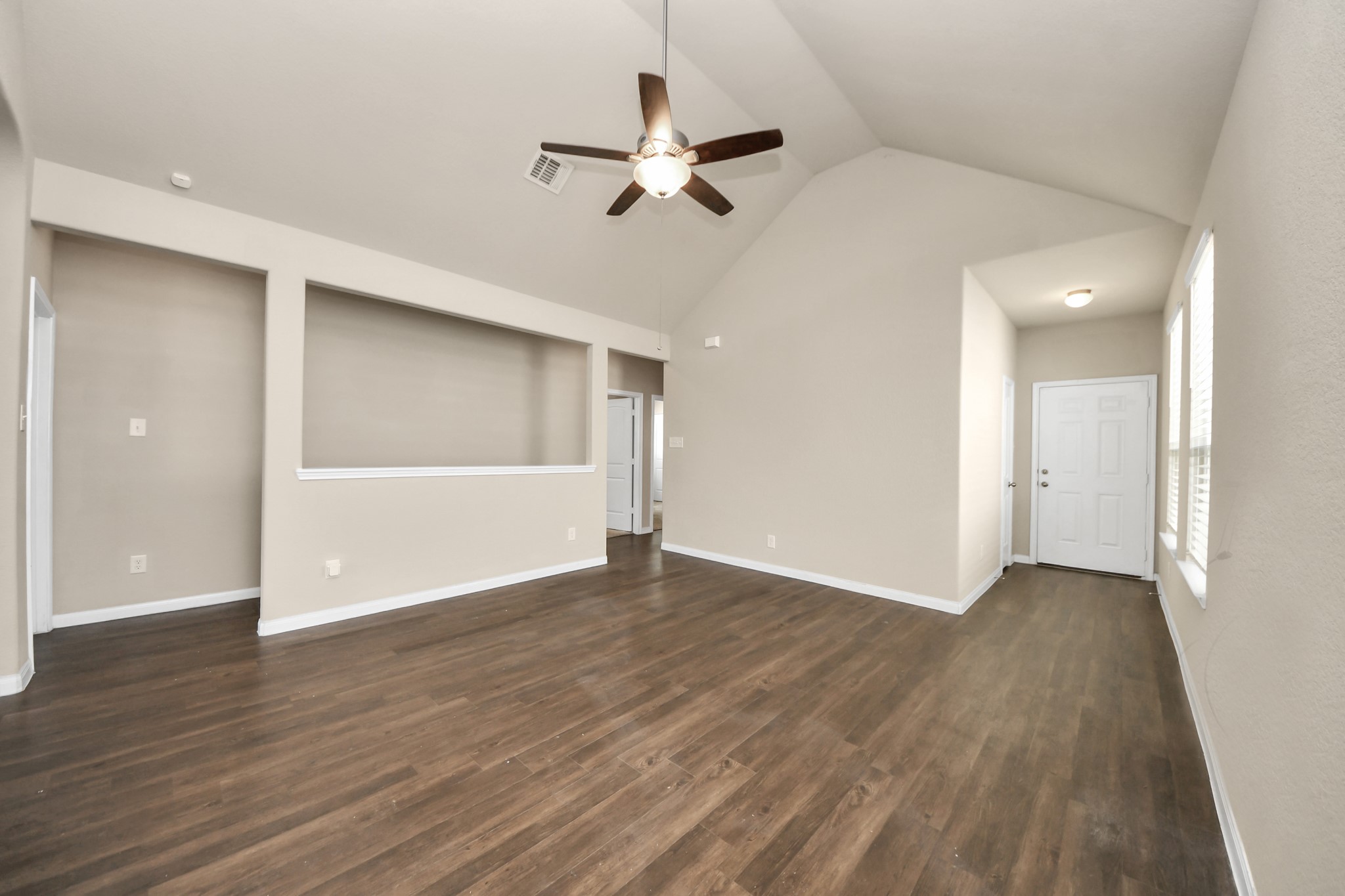 17630 Holroyd Road Humble, TX 77346 - Photo 7 of 28