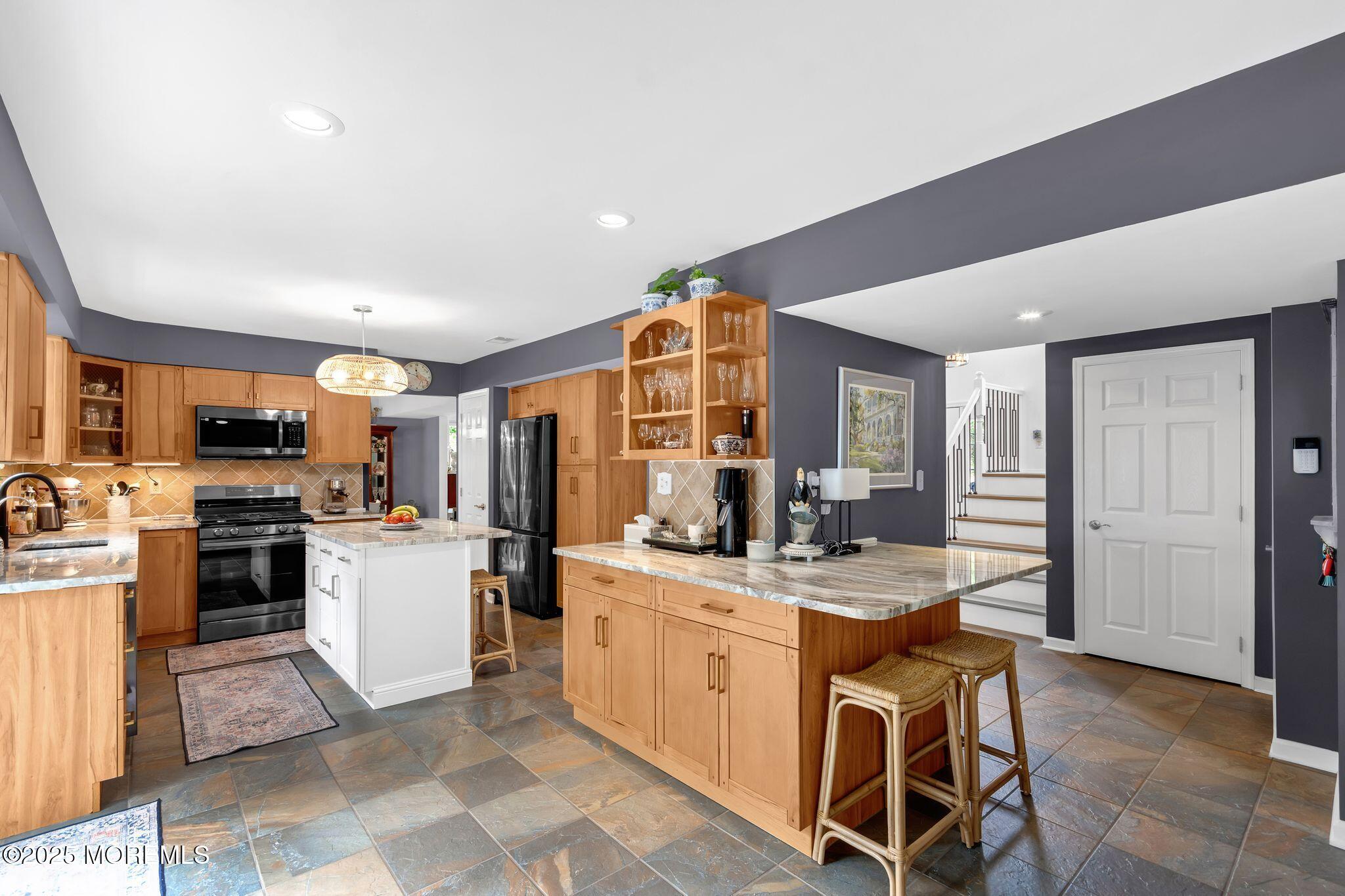 18 Mount Ranier Drive Howell, NJ 07731 - Photo 12 of 52 18_Mount_Rainier_Dr_Howell_Township_NJ_0