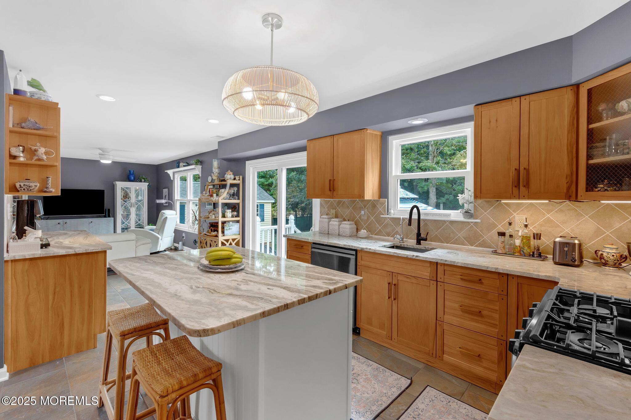 18 Mount Ranier Drive Howell, NJ 07731 - Photo 9 of 52 MR6