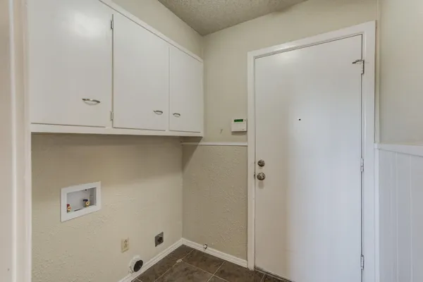 $1,600 | 5017 46th Street, Lubbock, TX 79414