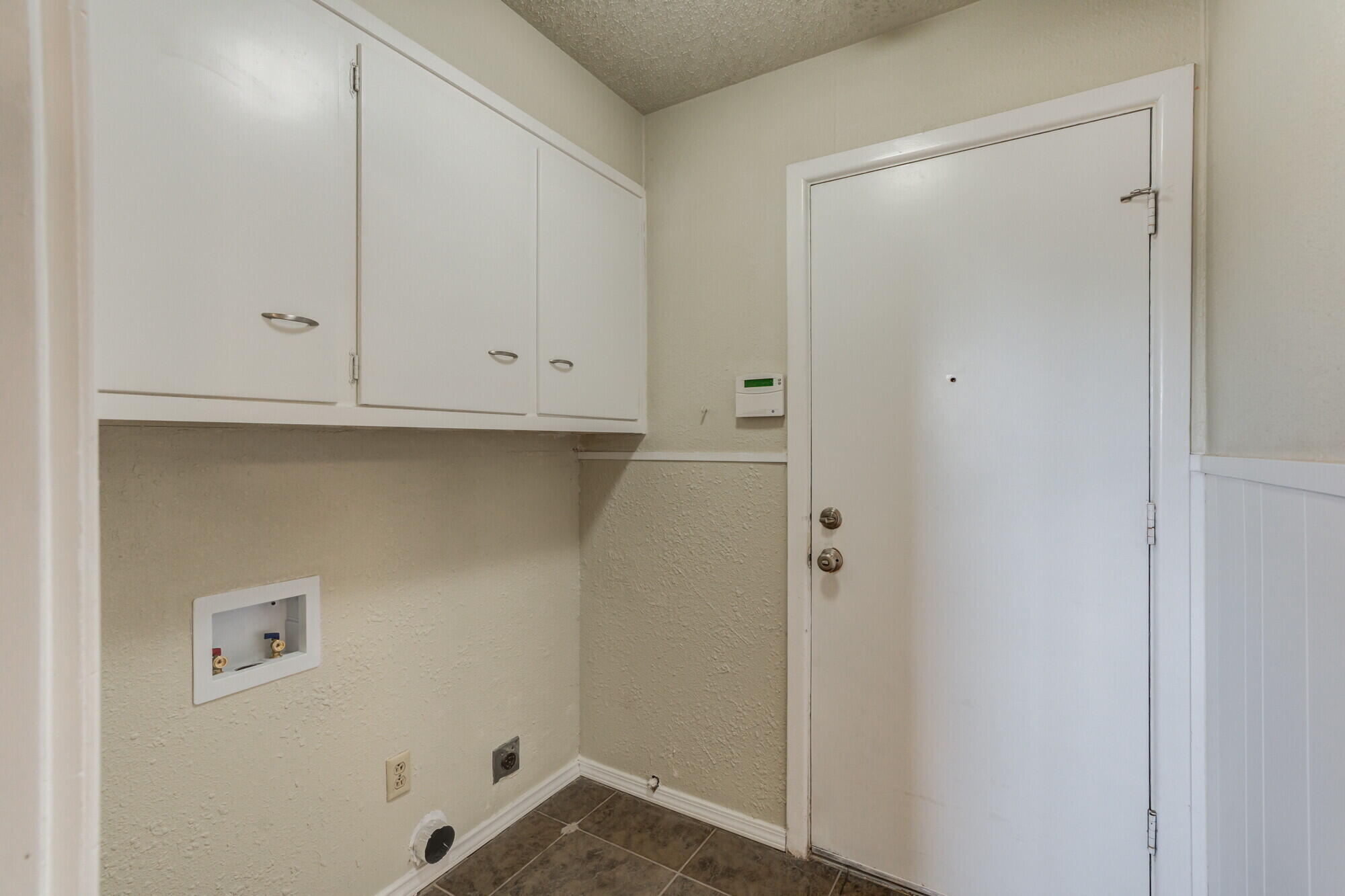 5017 46th Street Lubbock, TX 79414 - Photo 15 of 32 DSC07841_2_3_4_5