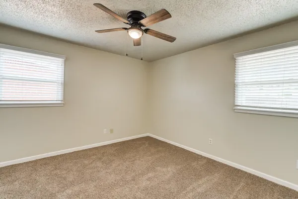 $1,600 | 5017 46th Street, Lubbock, TX 79414